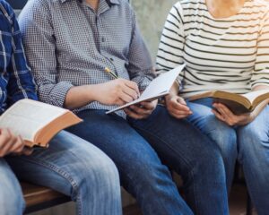 ANTROPOLOGIA TEOLÓGICA E DIREITOS HUMANOS